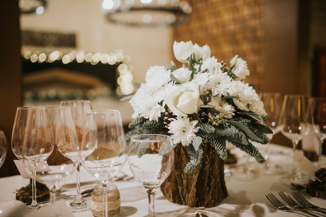 Téli esküvői dekoráció az Egri várban - Tablepieces wedding decoration in winter