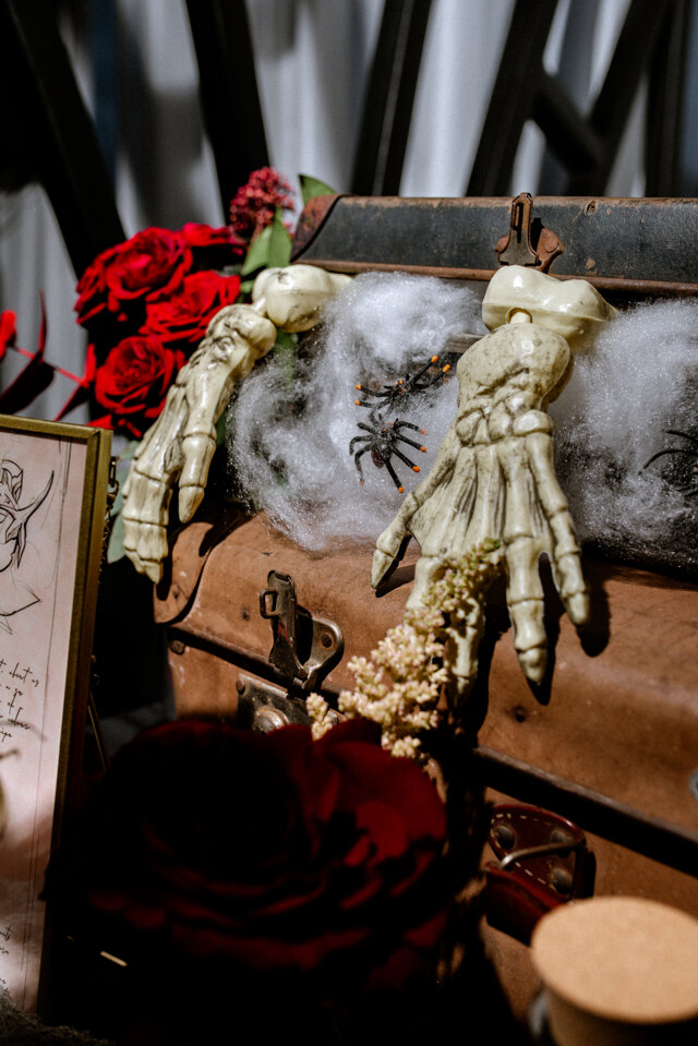 Elegáns asztaldíszek Griffendél hangulatban